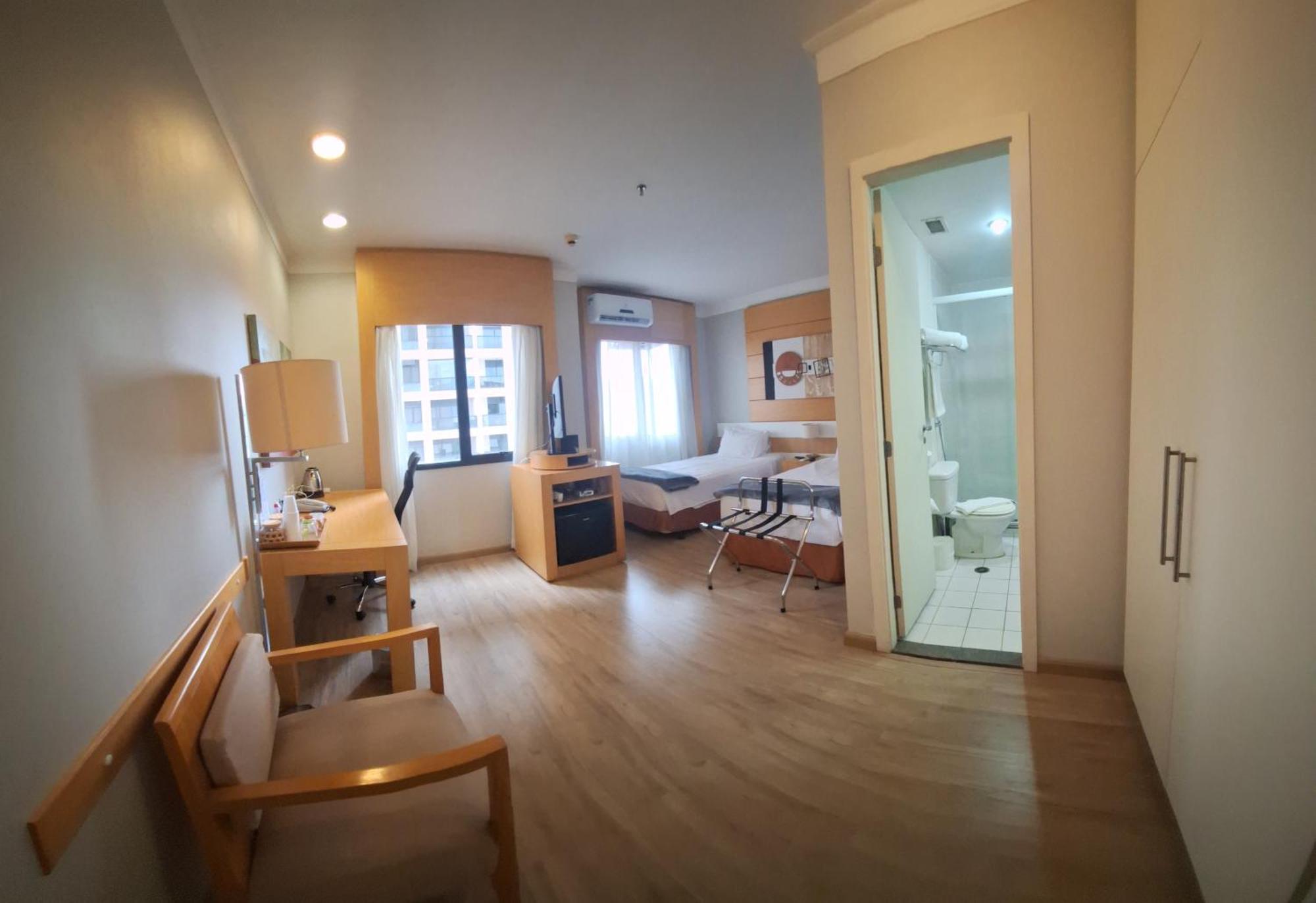 Apartamento Flat Nobil Em Frente Ao Aeroporto Congonhas Gratis Garagem 914 São Paulo
